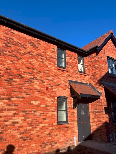 2 Bedroom Flat To Rent In Barn Mews, CW6