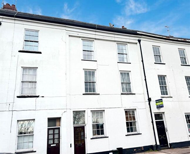 1 Bedroom Apartment To Rent In Magdalen Street, Exeter, EX2