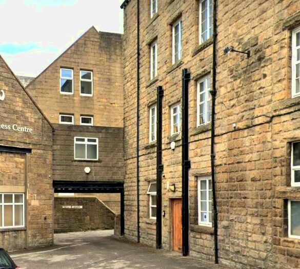 2 Bedroom Flat To Rent In Railway Road, Ilkley, LS29