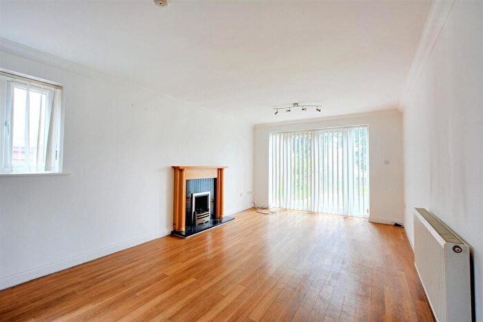 2 Bedroom Detached Bungalow For Sale In Derby Road, Beeston, Nottingham, NG9