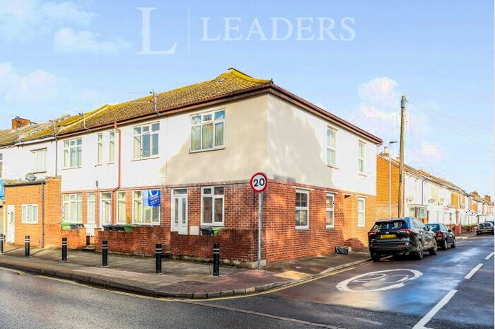 1 Bedroom Apartment To Rent In New Road, Portsmouth, PO2