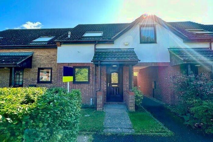 3 Bedroom Terraced House To Rent In Woburn Place, Cambridge, CB22