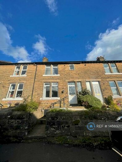 3 Bedroom Terraced House To Rent In Nunsfield Road, Buxton, SK17