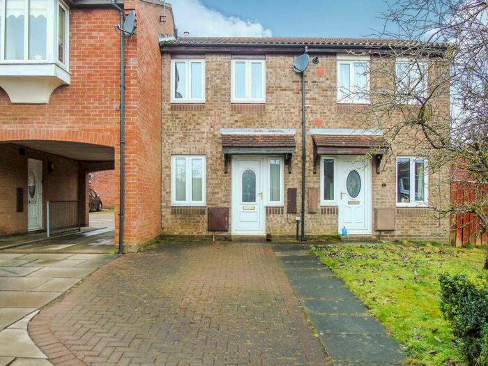 2 Bedroom Semi-Detached House To Rent In Lindisfarne, Peterlee, Durham, SR8