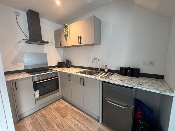 1 Bedroom Flat To Rent In Victoria Street, Burton-On-Trent, DE14