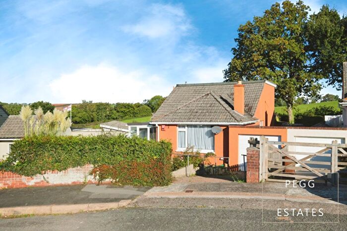 3 Bedroom Detached House For Sale In Pembroke Park, Paignton, TQ3