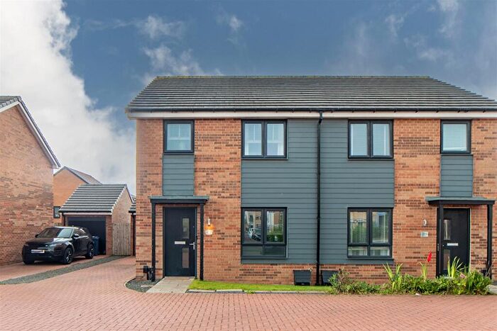 3 Bedroom Semi-Detached House For Sale In Roseden Way, Newcastle Upon Tyne, NE13