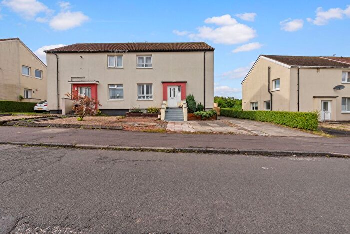 3 Bedroom Semi-Detached House For Sale In Treeswoodhead Road, Kilmarnock, KA1