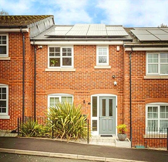 3 Bedroom Terraced House For Sale In Longshaw Close, Manchester, M8