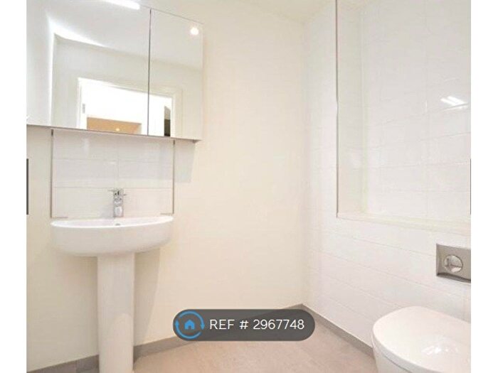 2 Bedroom Flat To Rent In Dara House, London, NW9
