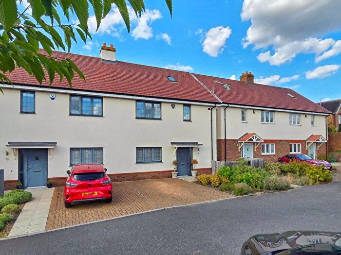 3 Bedroom Semi-Detached House For Sale In George Street, Maulden, Bedfordshire, MK45