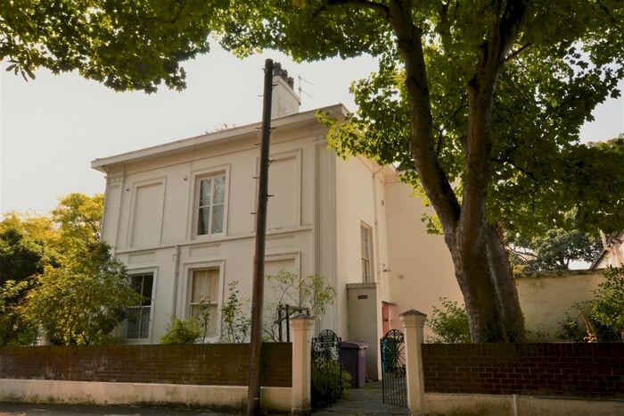 1 Bedroom Flat To Rent In Arnewood, Alpass Road, Aigburth, Liverpool L17