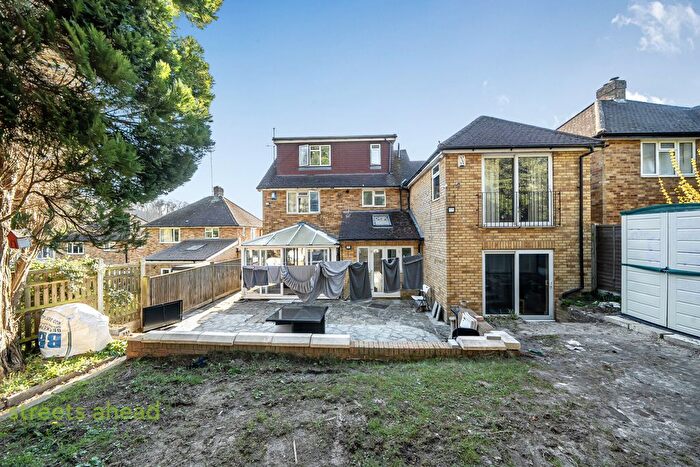 10 Bedroom Detached House For Sale In Chapel View, South Croydon, CR2