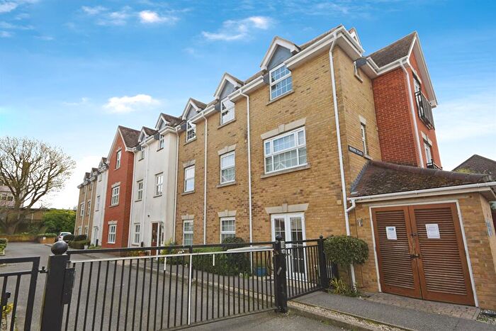 3 Bedroom Retirement Property For Sale In Stock Road, Billericay, CM12