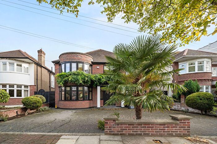 4 Bedroom Detached House For Sale In Dobree Avenue, London, NW10