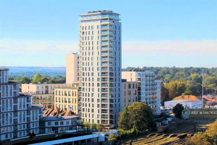 2 Bedroom Flat To Rent In Olympian Heights, Woking, GU22