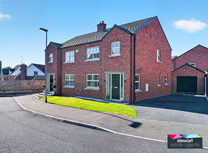 3 Bedroom Semi-Detached House For Sale In A Monree Hill, Donaghcloney, BT66