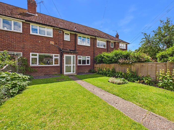 2 Bedroom Maisonette To Rent In Little Boltons, Marlow, Buckinghamshire, SL7