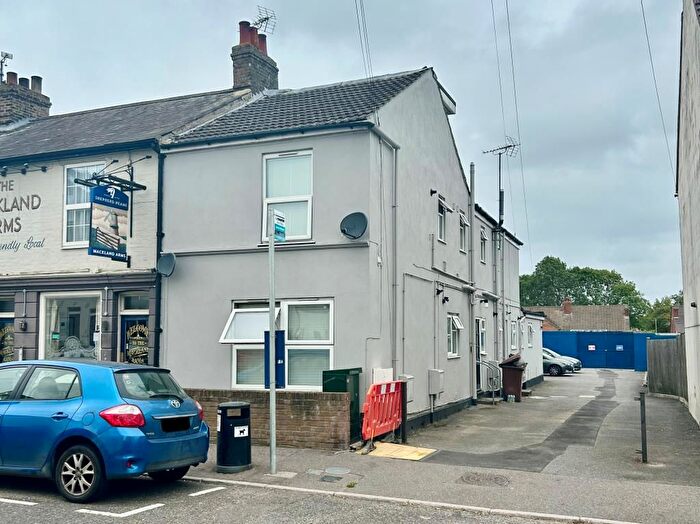 4 Bedroom Block Of Flats For Sale In Station Road, Rainham, Gillingham, Kent, ME8