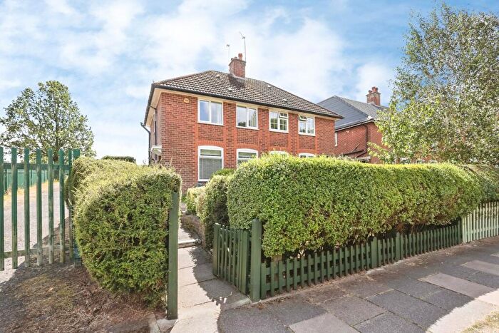 2 Bedroom Semi-Detached House For Sale In Merritts Brook Lane, Northfield, Birmingham, West Midlands, B31