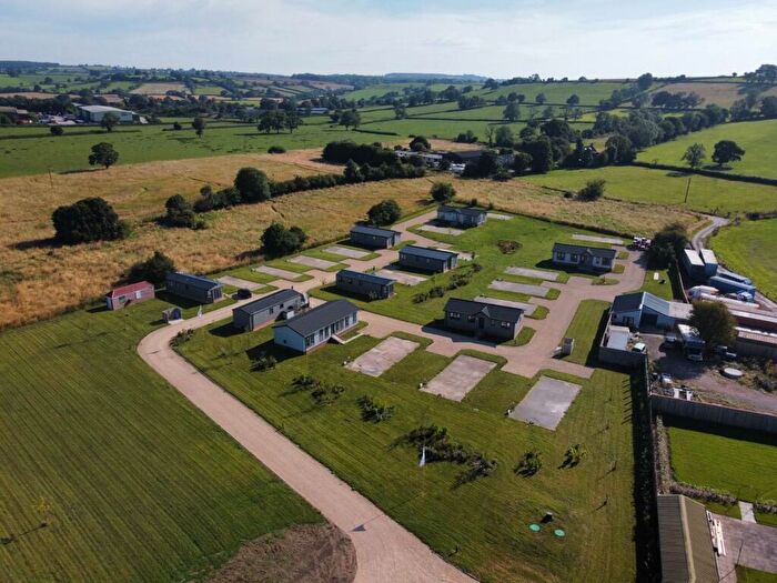 2 Bedroom Park Home For Sale In Bath & West Lodge Park, Cannards Grave, Shepton Mallet, BA4