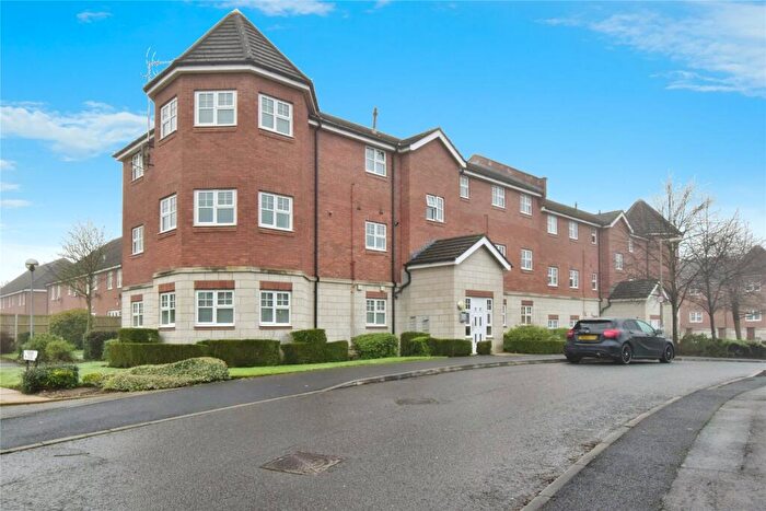 2 Bedroom Flat To Rent In Sandbach Drive, Northwich, CW9