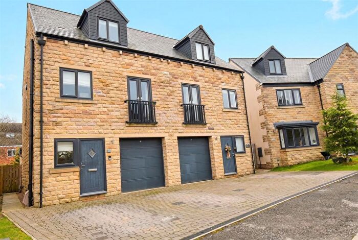 4 Bedroom Semi-Detached House To Rent In Horbury View, Ossett, WF5