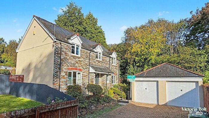 4 Bedroom Detached House For Sale In Redvers Grove, Plympton, PL7