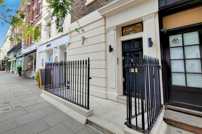 4 Bedroom Detached House To Rent In Elizabeth Street, Belgravia, London, SW1W