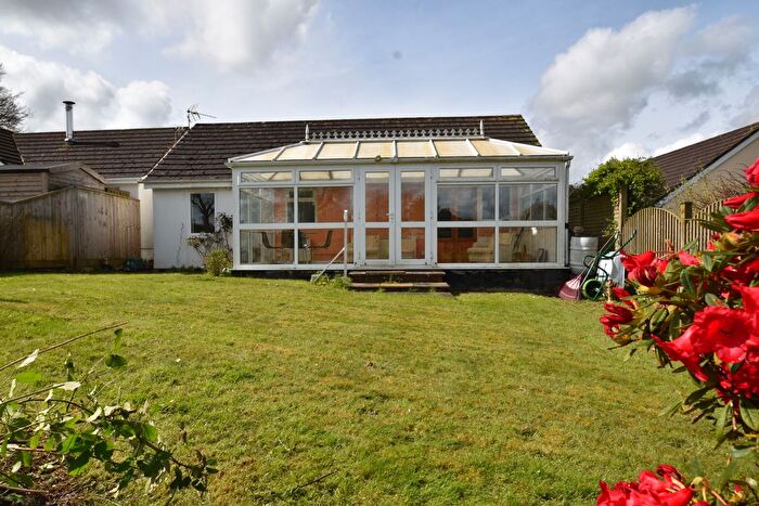 3 Bedroom Bungalow For Sale In Lakelands Close, Witheridge, Tiverton, Devon, EX16