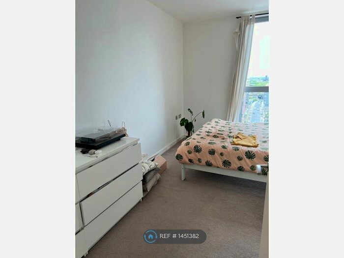 1 Bedroom Flat To Rent In Rick Roberts Way, London, E15