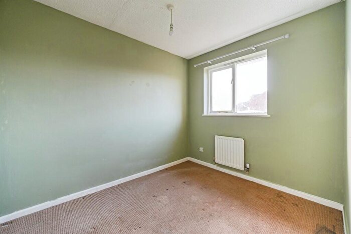 3 Bedroom End Of Terrace House For Sale In Maytree Close, Oakwood, Derby, DE21