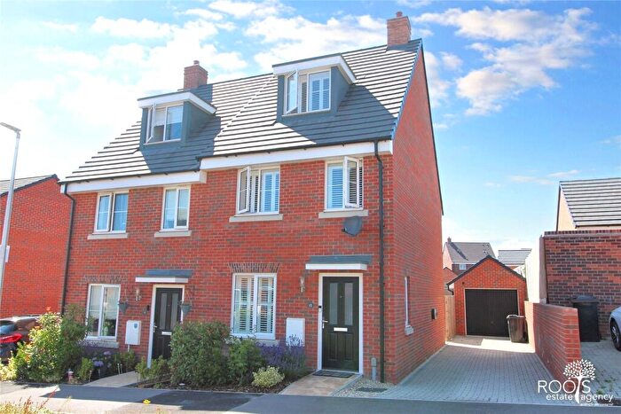 3 Bedroom Semi-Detached House For Sale In Nightjar Street, Newbury, Berkshire, RG14
