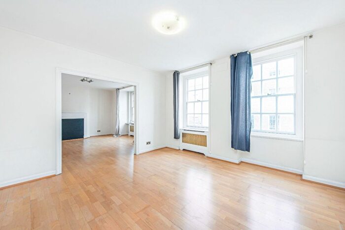 3 Bedroom Flat To Rent In Crawford Street, London, W1H