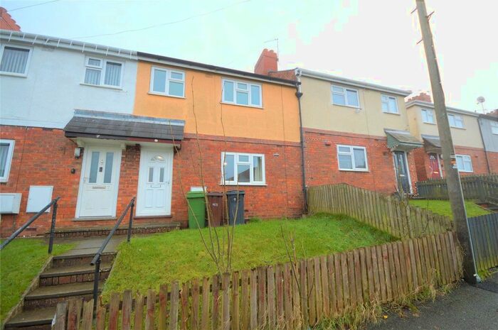 3 Bedroom Terraced House To Rent In Hill Avenue, Wolverhampton, West Midlands, WV4