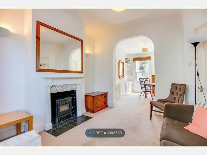 3 Bedroom Terraced House To Rent In Somerset Road, London, W4