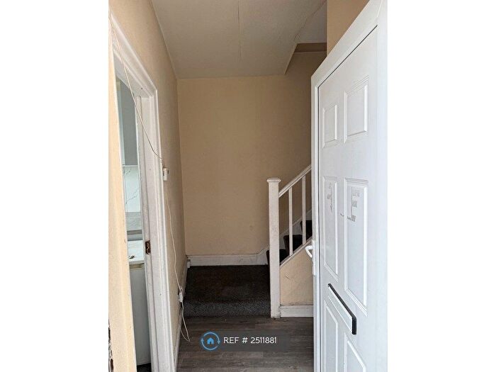 4 Bedroom Maisonette To Rent In Kingsbury Road, London, NW9