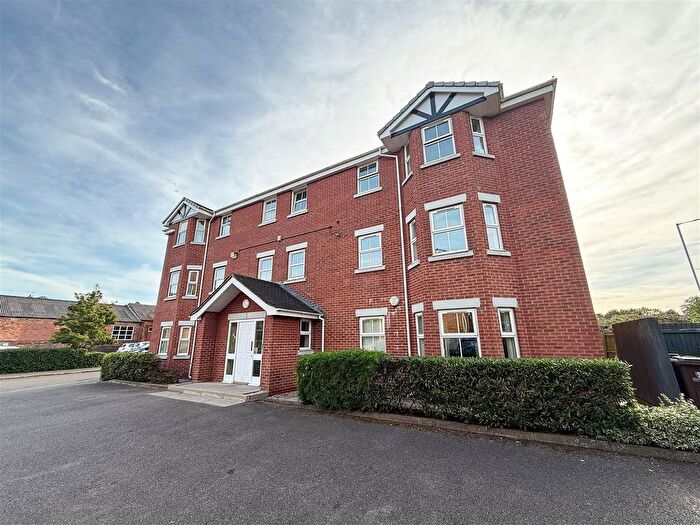 Studio For Sale In Fairfax Close, Biddulph, ST8