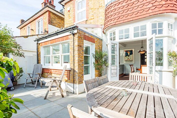 4 Bedroom Semi-Detached House To Rent In Wimbledon Park Road, Wimbledon Park, London, SW19