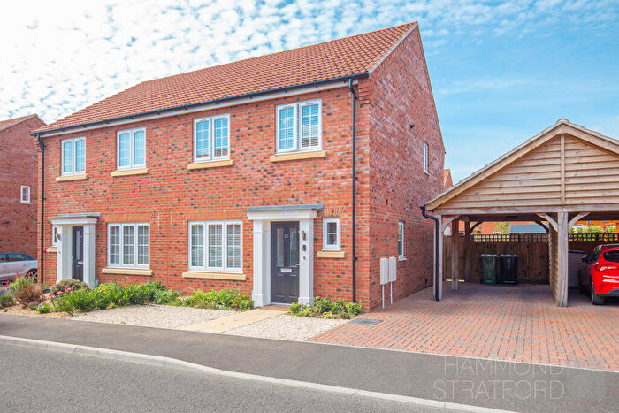 3 Bedroom Semi Detached House For Sale In Cullyer Crescent, Wymondham, NR18