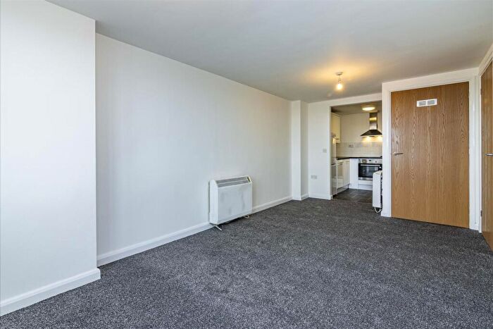1 Bedroom Flat To Rent In Mansfield Road, Nottingham, NG1