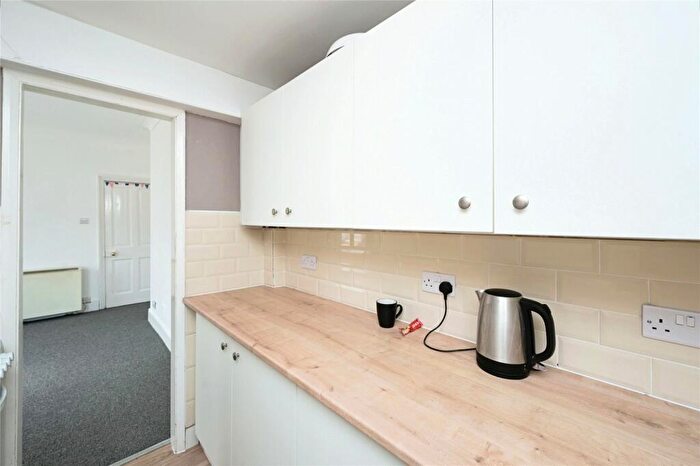 2 Bedroom End Of Terrace House For Sale In Moor Street, Mansfield, Nottinghamshire, NG18