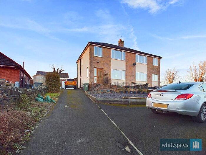3 Bedroom Semi-Detached House For Sale In Bradford Road, Oakenshaw, Bradford, West Yorkshire, BD12