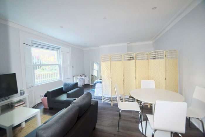 Studio To Rent In Hillmarton Road, London, N7