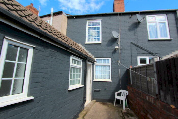 2 Bedroom End Of Terrace House To Rent In Selwyn Street, Bolsover, S44