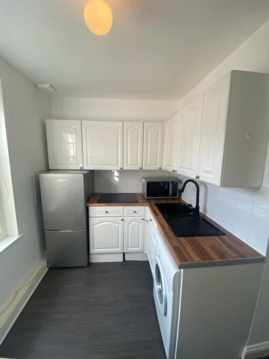 1 Bedroom Flat To Rent In Cosway Street, London, NW1