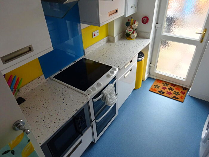 4 Bedroom Terraced House To Rent In Looe Road, Exeter, EX4