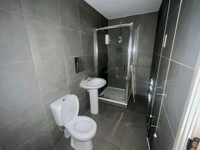 1 Bedroom Flat To Rent In Thynne Street, West Bromwich, B70