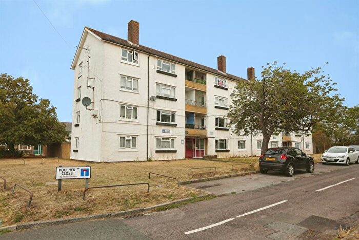 3 Bedroom Apartment For Sale In Poulner Close, Southampton, SO19