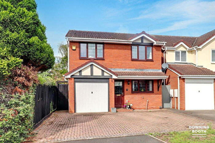 3 Bedroom Detached House For Sale In Hereford Way, Tamworth, B78